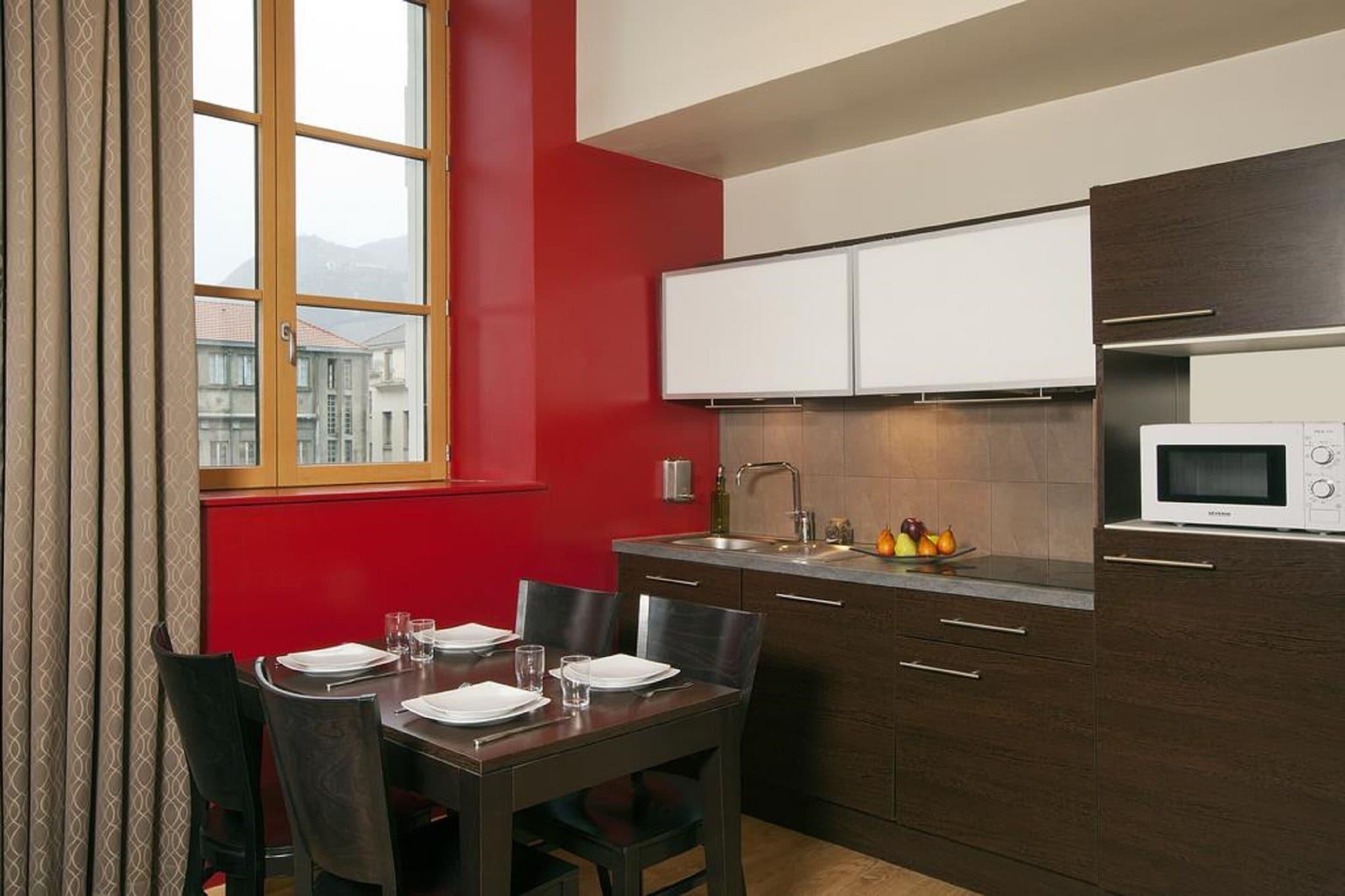 Residhome Grenoble Caserne De Bonne Exterior photo